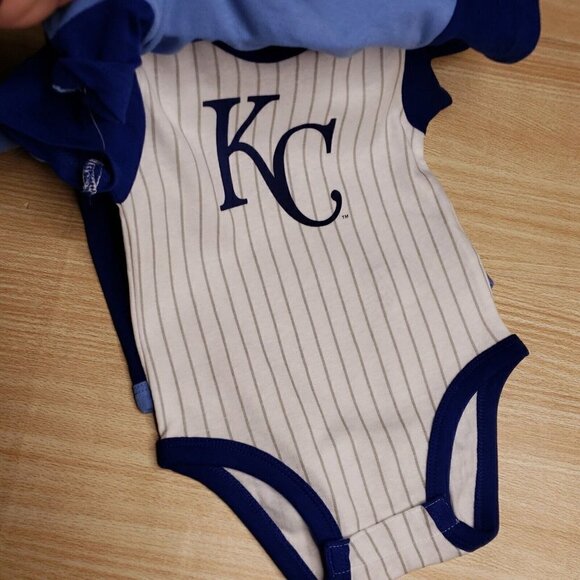 MLB Baby New Kansas City Royals 3 Pack One Piece Outfits - Picture 4 of 8